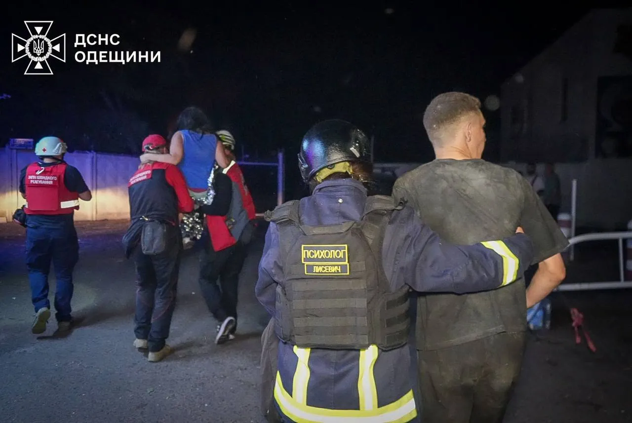 Rusia a lansat atacuri masive asupra orașelor Odesa și Pavlograd
