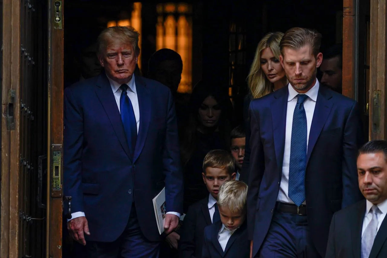 Дональд и Меланья Трамп простились с бывшей женой экс-президента США Иваной