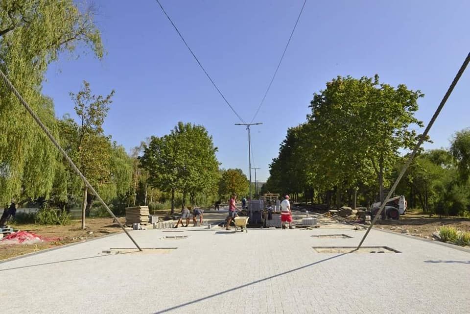 Ко Дню города должна быть готова часть зеленой зоны парка La Izvor