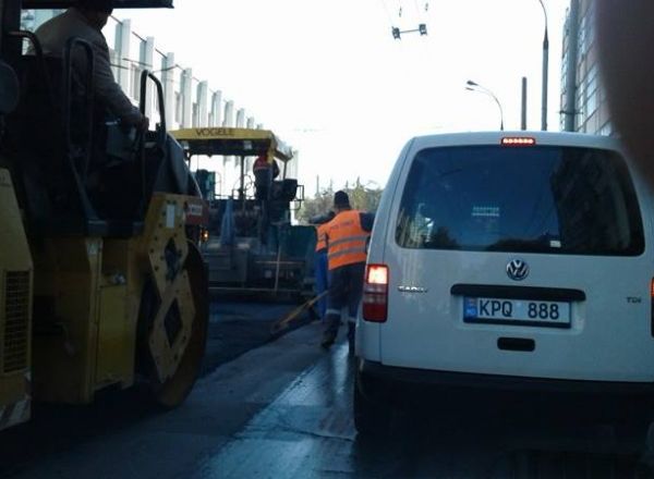 Из-за дорожных работ Кишинев снова встал в пробках