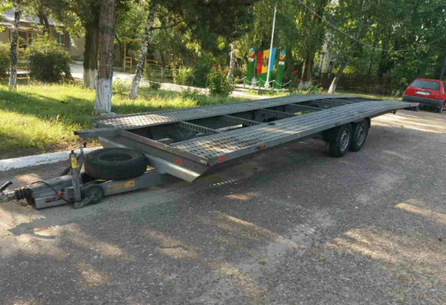 На КПП в Скулянах задержан прицеп с незаконно измененной серией кузова