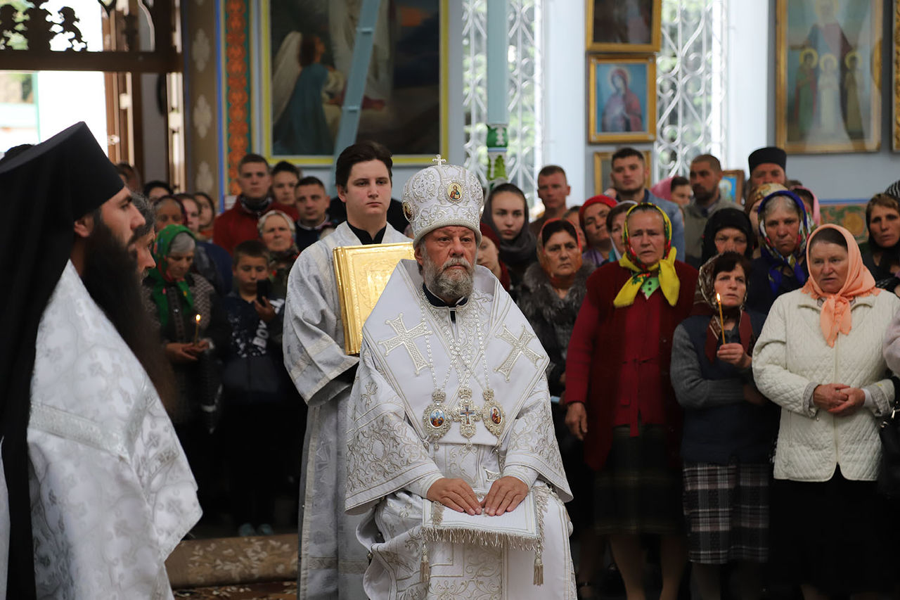 Во время церковной службы во Флорештах были допущены серьезные нарушения