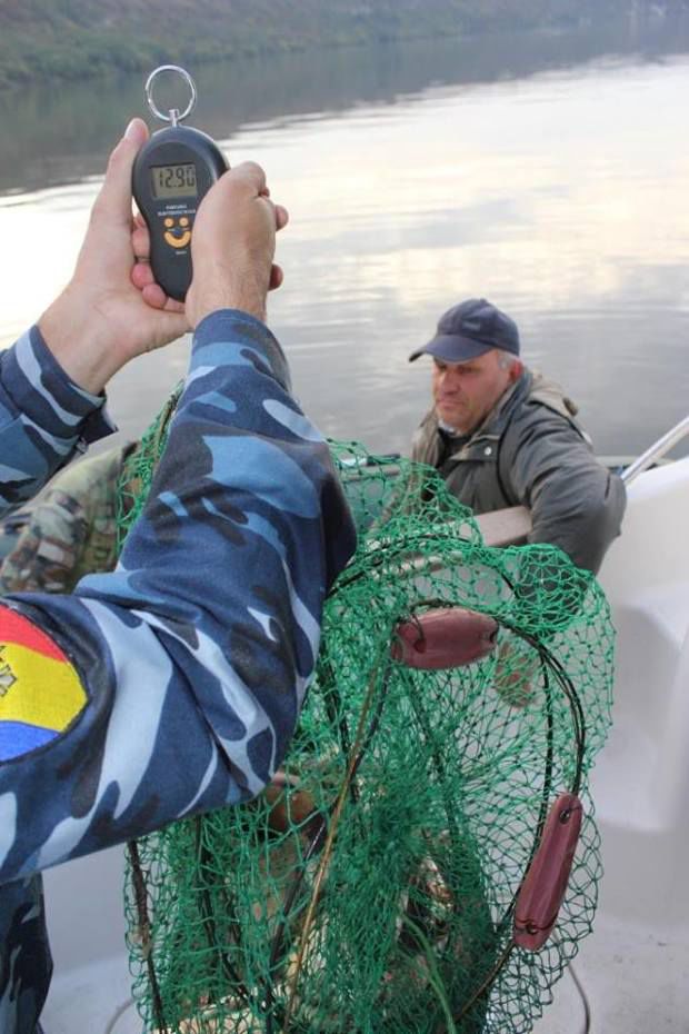 1,4 km de plase și zeci de kilograme de pește, depistate de inspectori la branocnieri pe lacul de acumulare Dubăsari