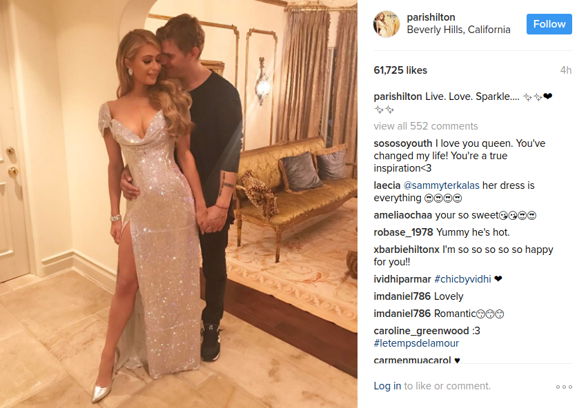 Paris Hilton s-a logodit cu actorul Chris Zylka