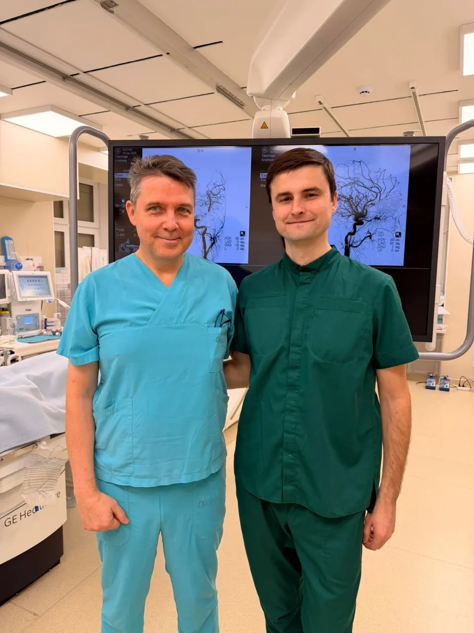 Premieră medicală în Moldova: Un medic din Germania, asistat de specialiștii noștri, a operat cinci copii