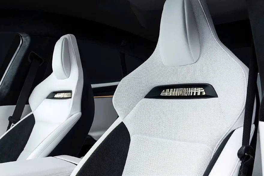 Tesla Model S и Model X обзавелись прощальными версиями Signature для VIP-клиентов