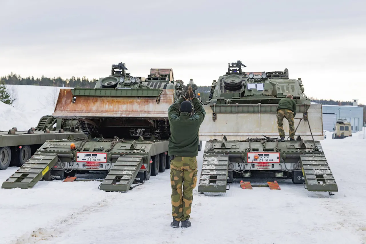 Украина получила от Норвегии восемь танков Leopard 2 и вспомогательные машины
