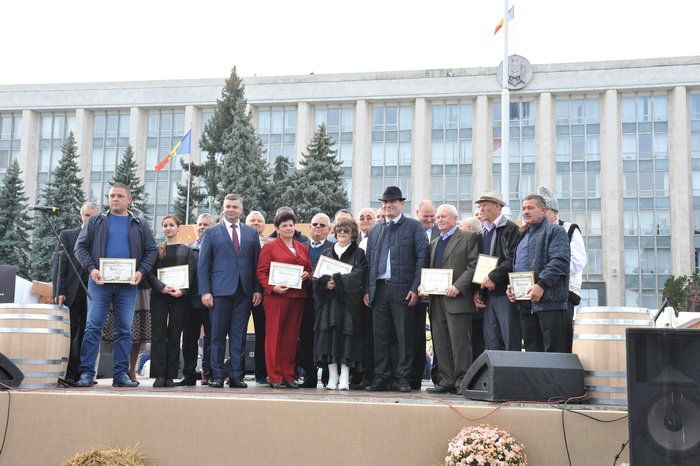 Победителей конкурса "Золотой бочонок 2019" наградили в День вина