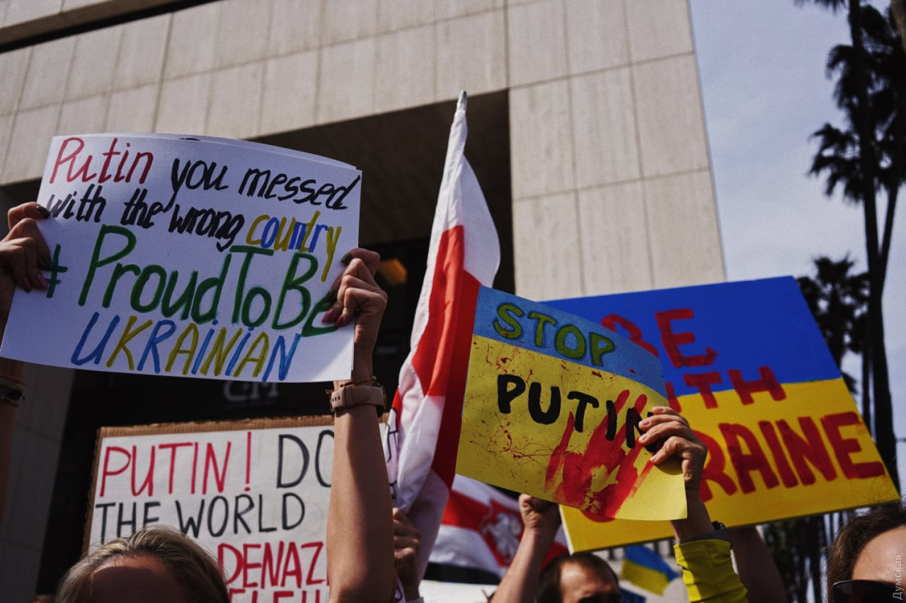В Лос-Анджелесе прошел массовый митинг в поддержку Украины