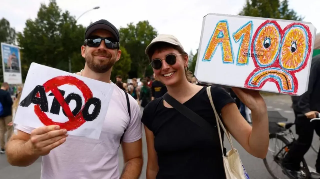 В Берлине протестовали против расширения автомагистрали