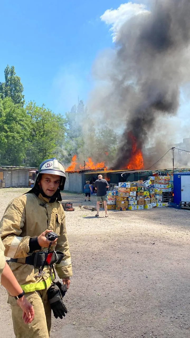 В "ДНР" сообщили о воздушном ударе по рынку в Донецке: есть погибшие
