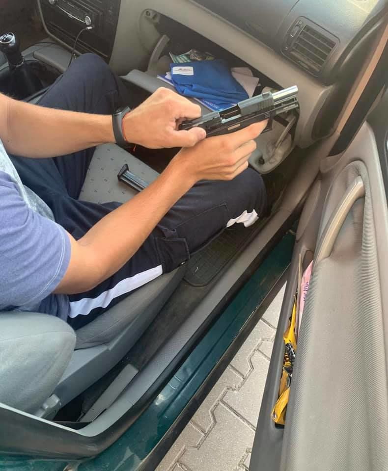 В Кишиневе мужчина открыл огонь из автомобиля