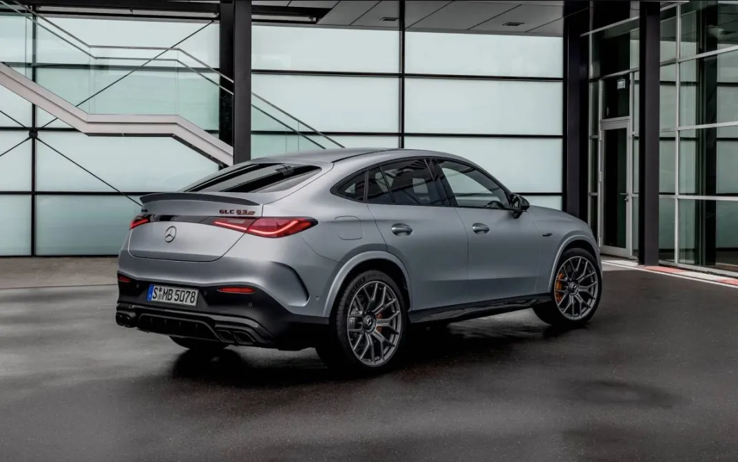Mercedes-AMG представил новый кроссовер GLC Coupe