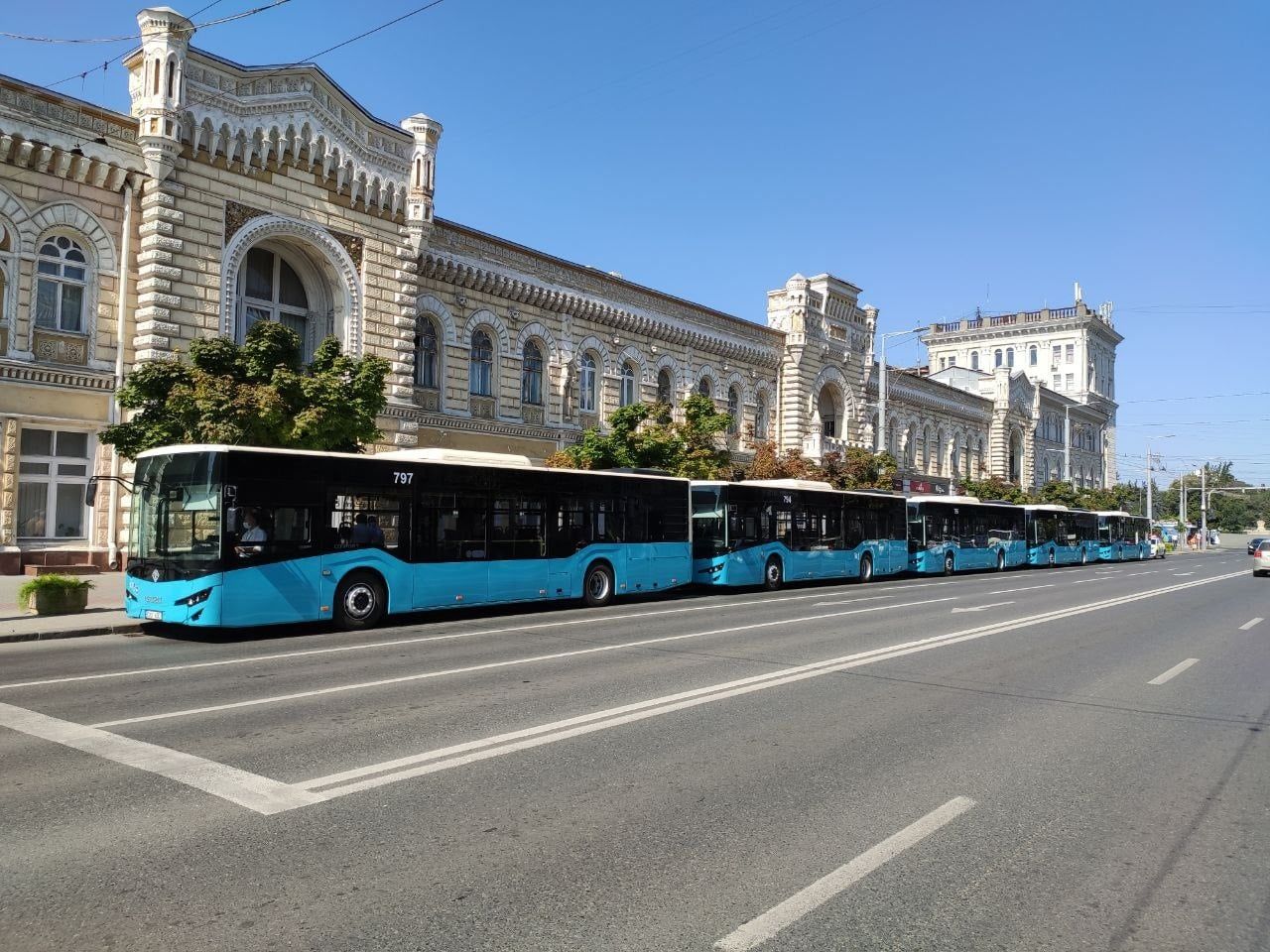 Чебан: В столице вышли на маршруты пять из 100 новых автобусов ISUZU