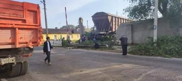 В Бельцах сошли с рельсов вагоны товарного поезда