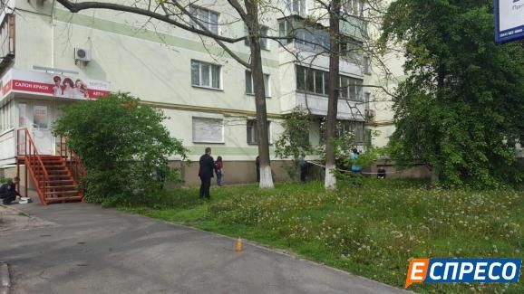 В Киеве журналист выбросился из окна
