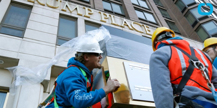 В Нью-Йорке убрали фамилию Трампа с нескольких высотных зданий