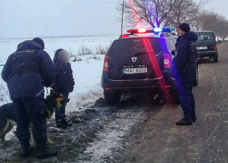 Ребенок из страха быть наказанным сбежал из семьи в приграничную зону в Единецком районе