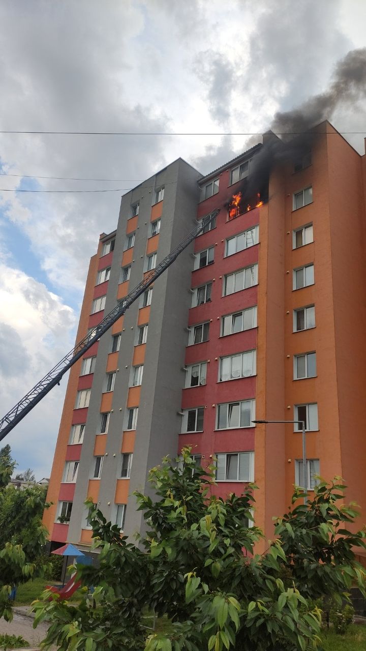 Сильный пожар в Сороках едва не унес жизнь восьми человек