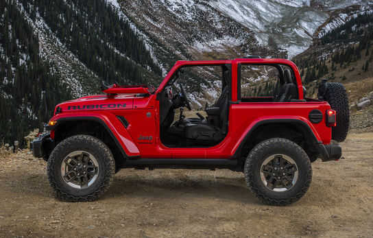 Primele imagini cu noua generație Jeep Wrangler: Design modern și numeroase sisteme de asistență