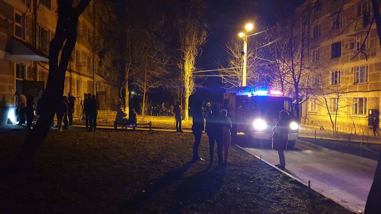 Сильная утечка газа произошла в одной из столичных многоэтажек