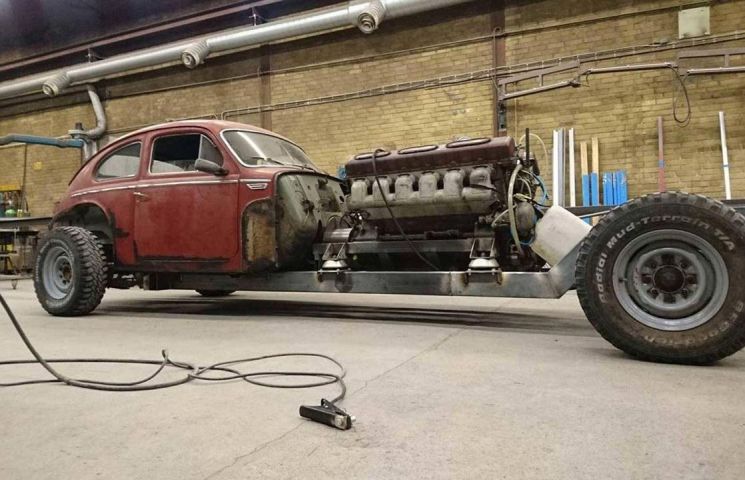 Un suedez a inventat mașina cu motor de V12 și 38.8 litri. Cum arată