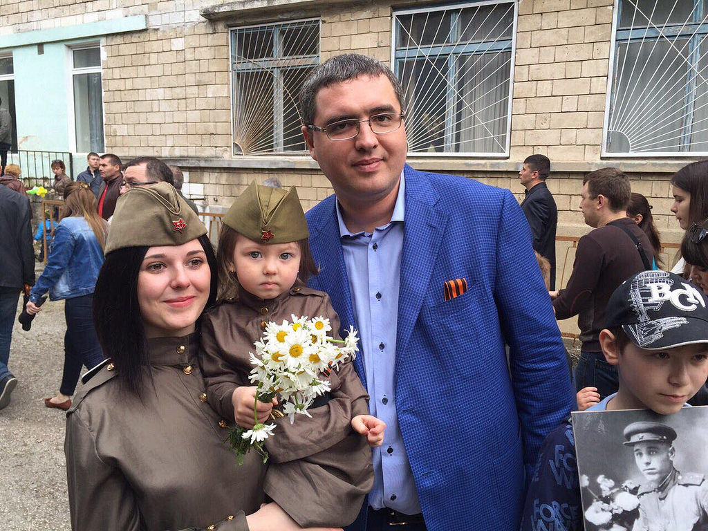 Усатый: “Вечная слава и низкий поклон Вам, защитникам нашей Родины!”