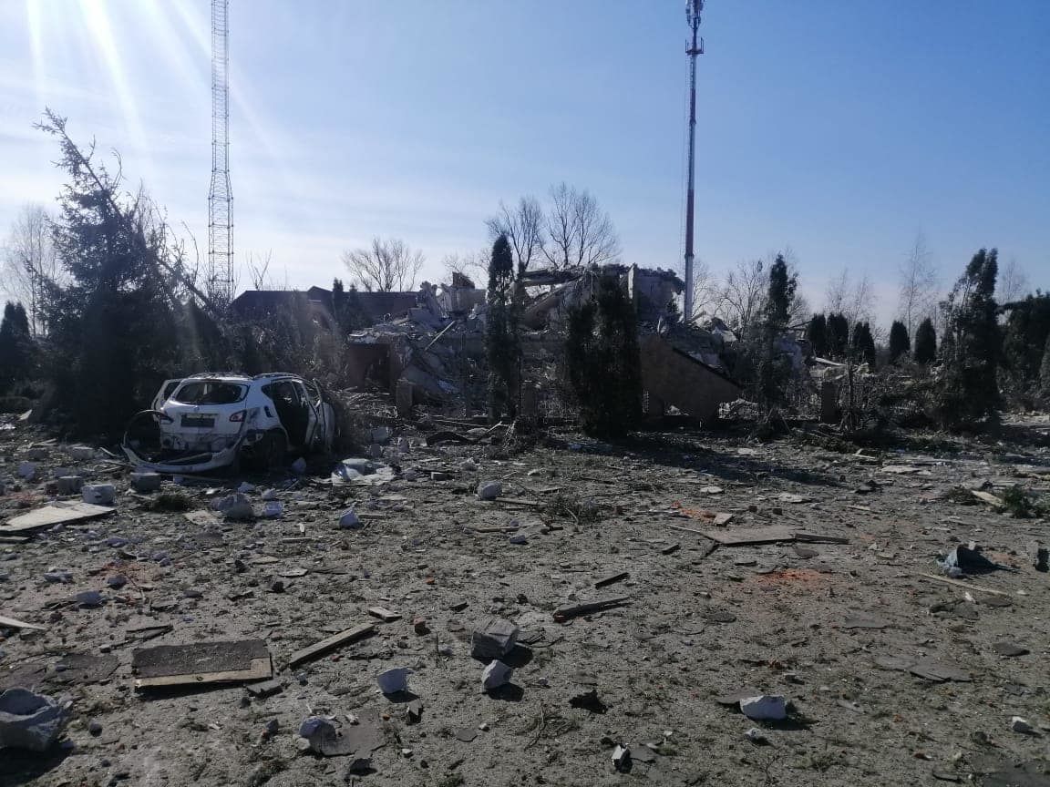 Под Киевом в результате минометного удара по поселку погибли 7 человек