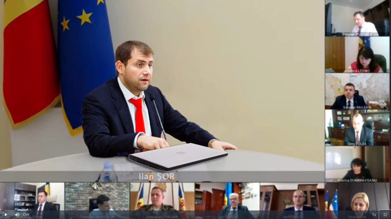 Шор обратился к политикам и добавил отфотошопленные снимки