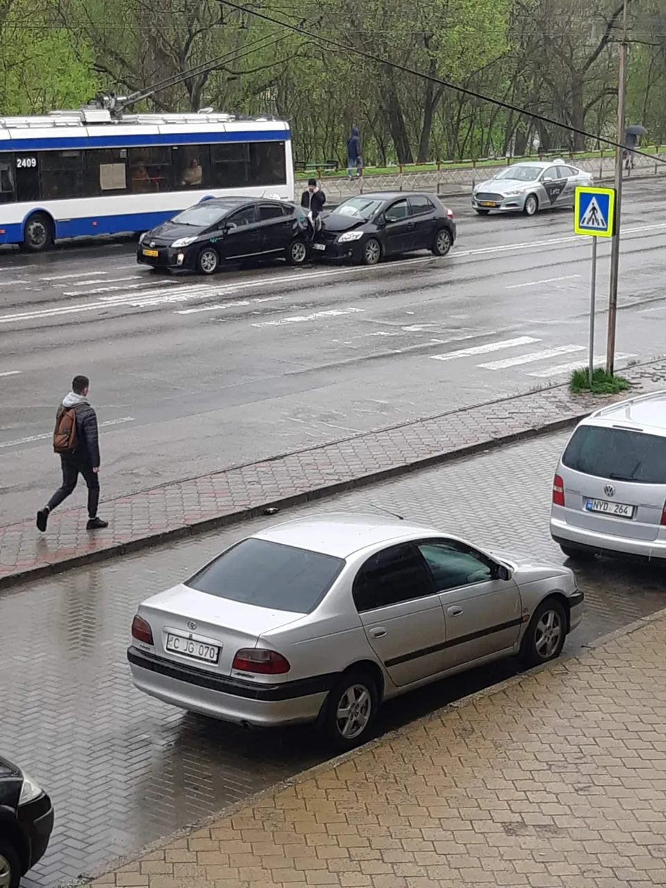 В Кишиневе произошло ДТП с участием машины службы такси
