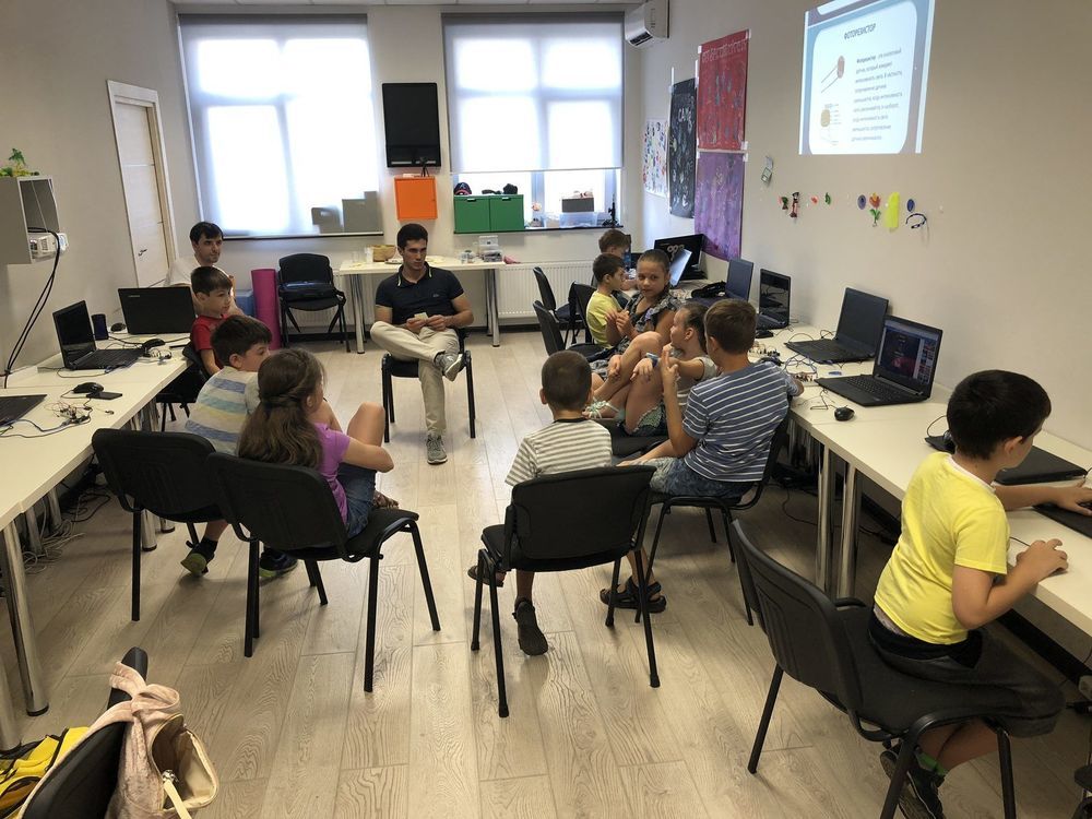 Школьные каникулы: Где провести лето детям
