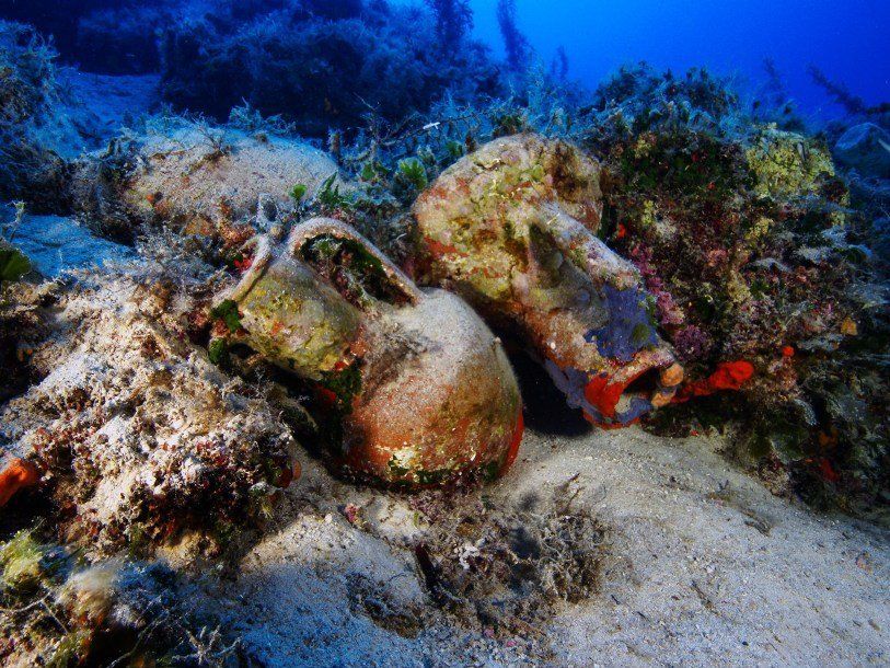 На дне Эгейского моря нашли останки доисторического корабля