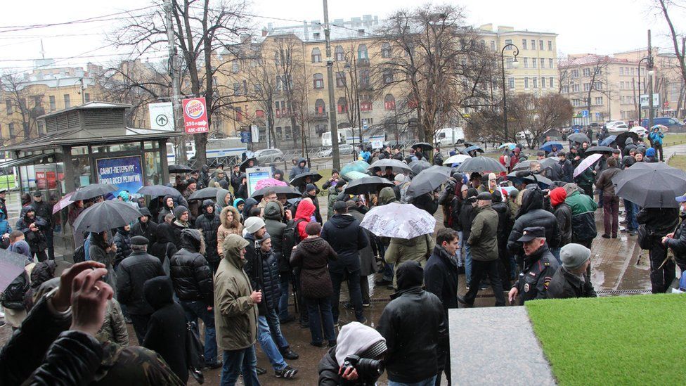 Разгон акции "Надоел" в Петербурге: до 120 задержанных