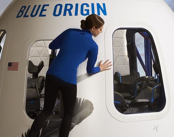 Blue Origin показала дизайн капсулы для космических туристов