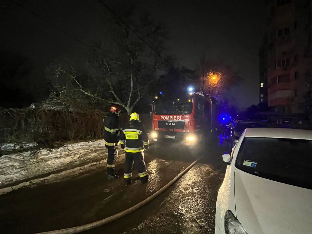Incendiu într-un bloc de locuit din sectorul Botanica al Capitalei