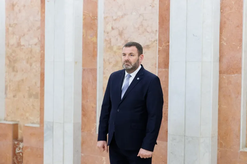 Лилиан Кишка был приведен к присяге президентом Майей Санду