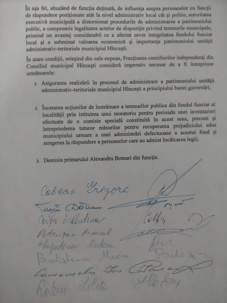 Mai mulți consilieri locali cer demisia primarului de Hâncești