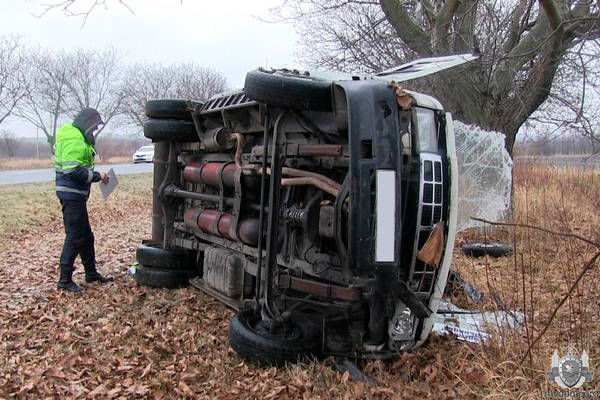 Скользкие дороги привели к авариям в Рыбнице: есть пострадавшие