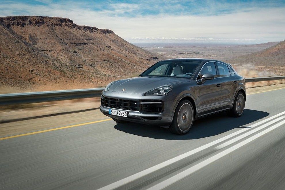 Porsche представил новый Cayenne Coupe