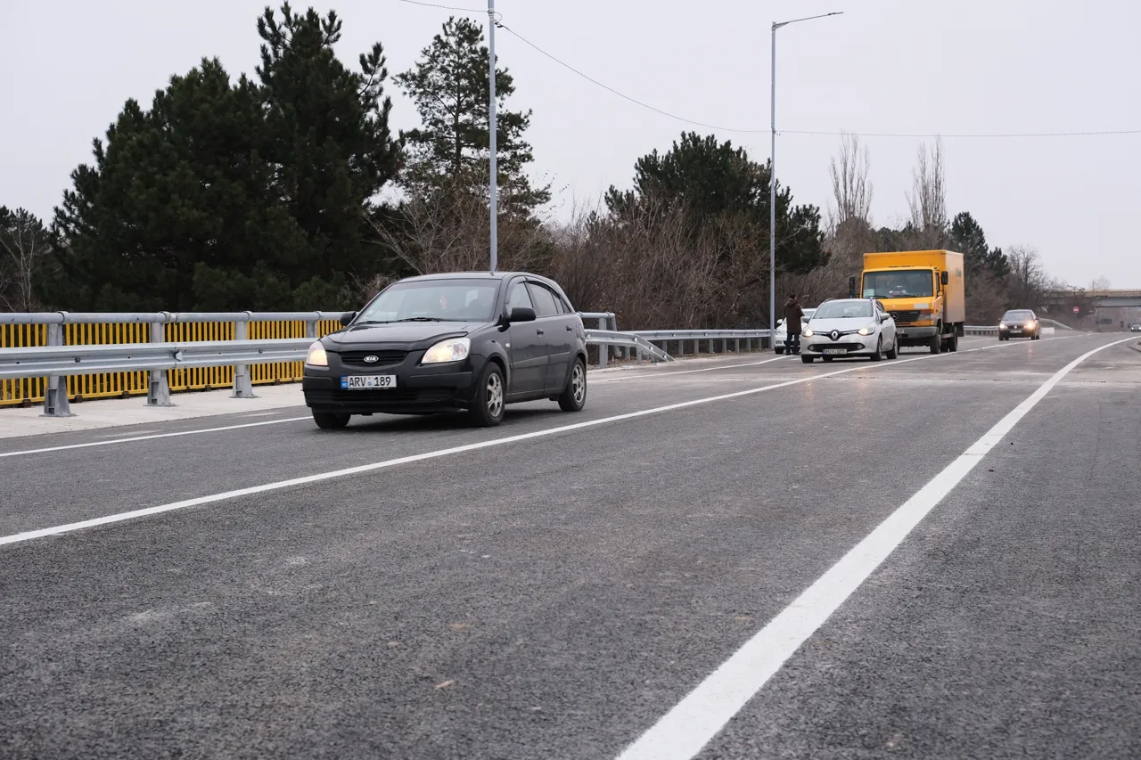 Возобновлено движение по дорогам М1 и М5 на границе с Румынией и Украиной