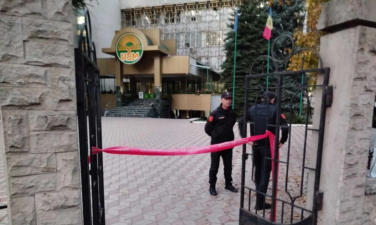 Alertă cu bombă la Universitatea de Stat din Capitală