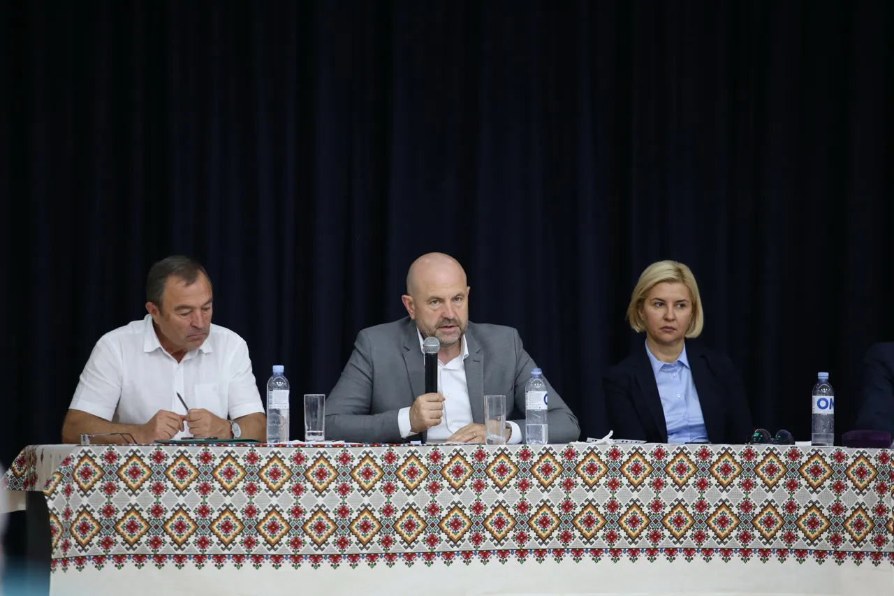 Фермеры на встрече с Болей: Около 70% урожая семян подсолнечника потеряно