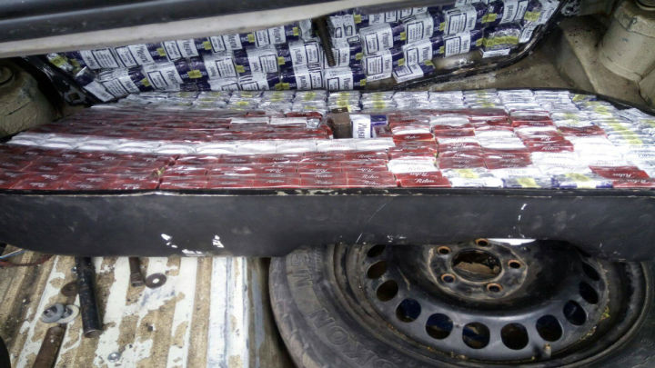 „Afacerea” unei moldovence, falimentată. A rămas fără Mercedes şi fără marfă
