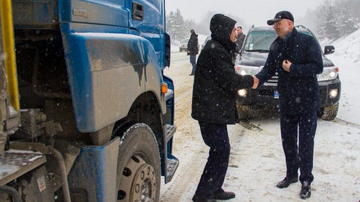 Павел Филип лично проинспектировал уборку снега на дорогах страны