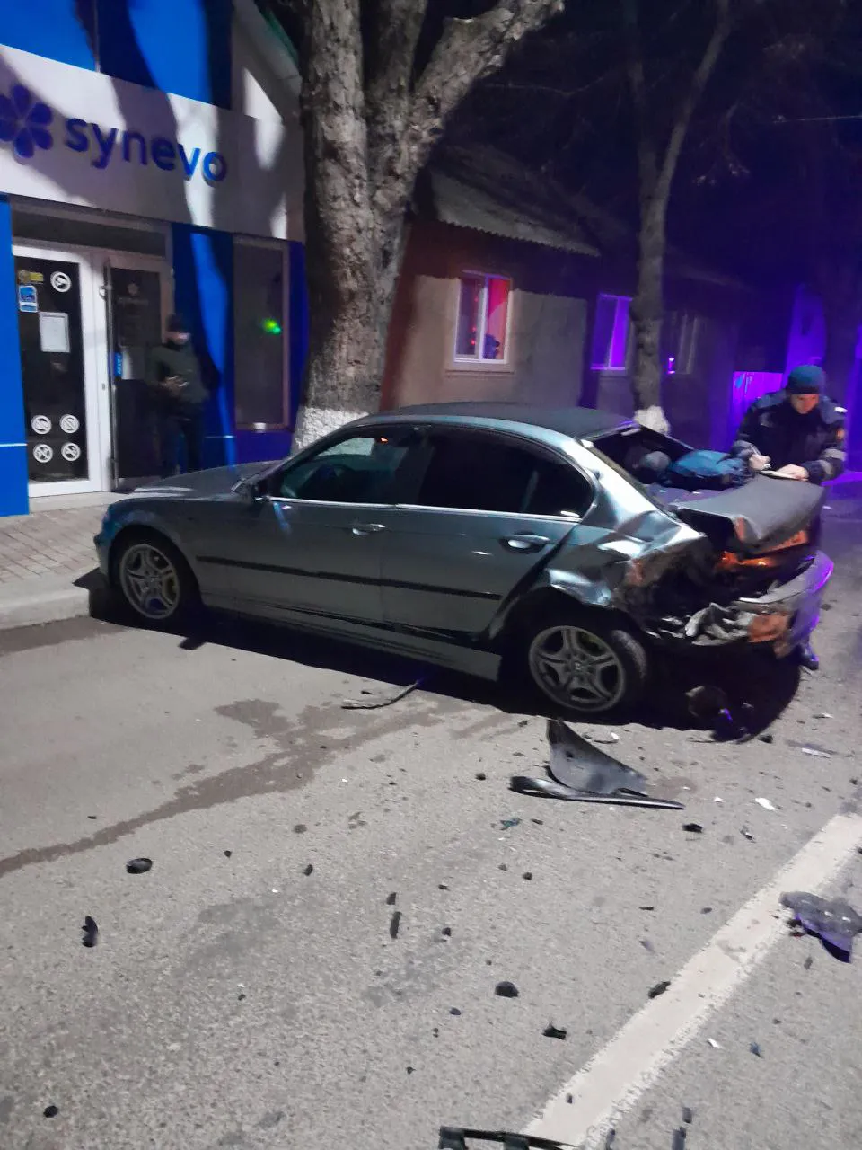 В Сороках пьяный водитель на автомобиле Dacia врезался в BMW
