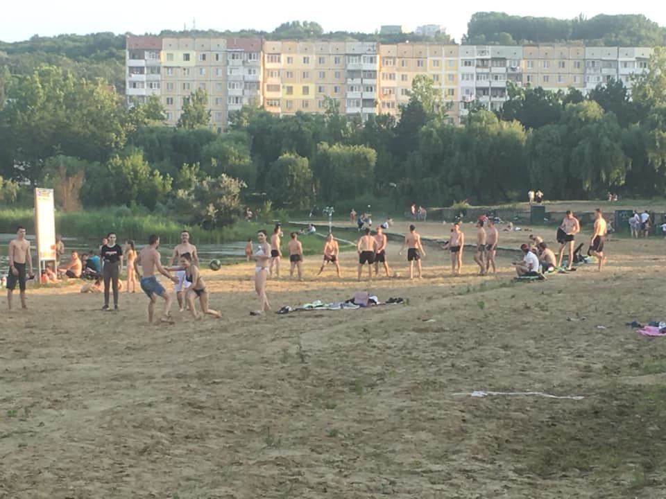 В выходные в столичном парке La Izvor было многолюдно
