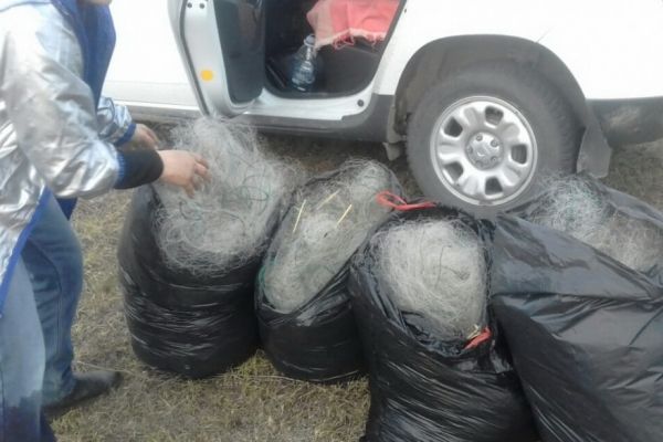 Из реки Ялпуг полиция достала около километра рыболовных сетей