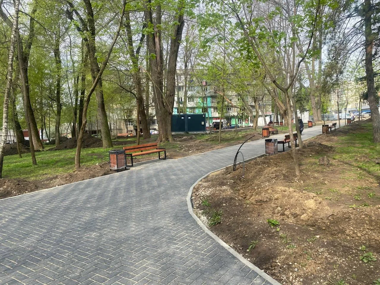 В Кишиневе продолжается ремонт парка "Думитру Рышкану"