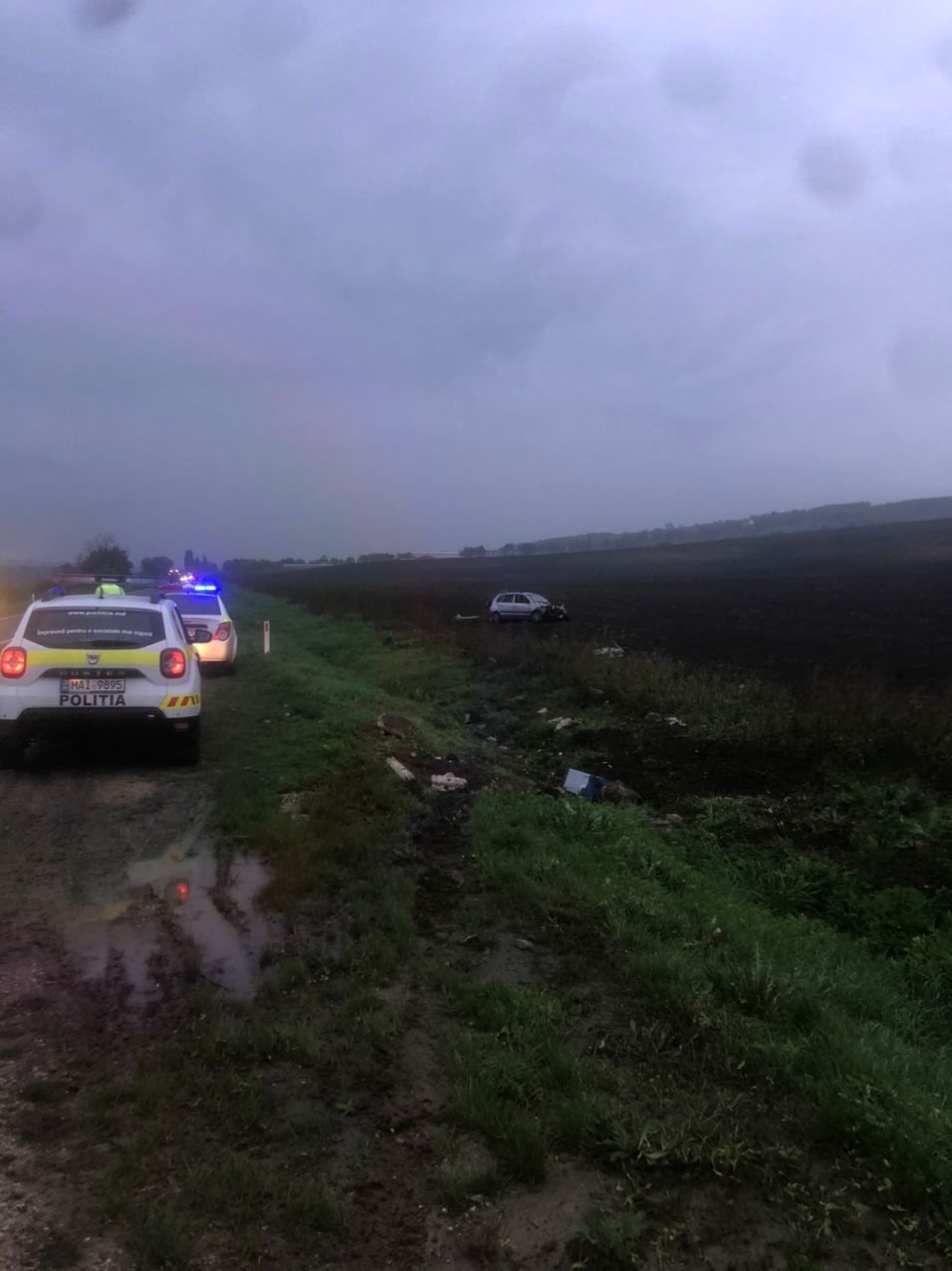 В Хынчештах перевернулся автомобиль: водитель доставлен в больницу