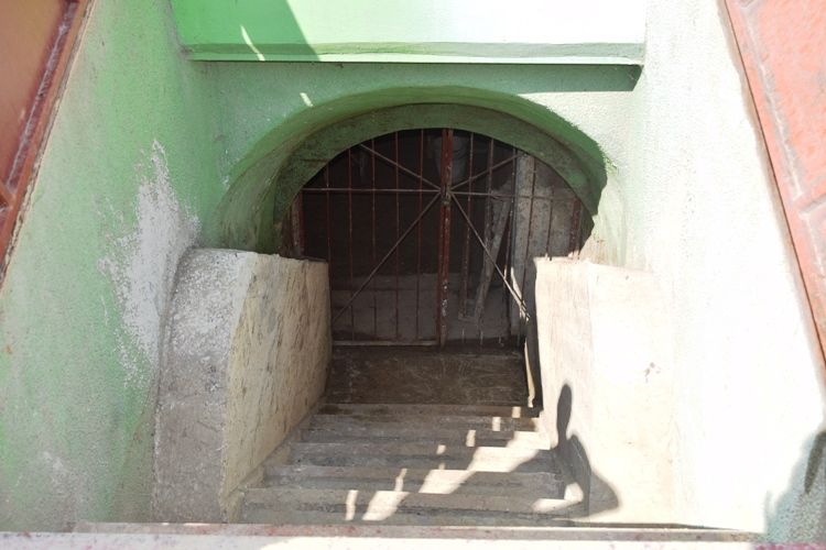 Воры проникают в разрушенные после ливня дома в центре Комрата